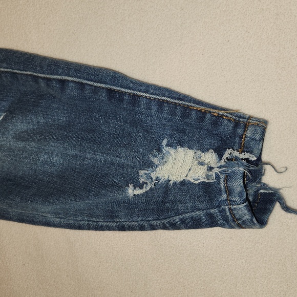 Rue 21 Distressed Blue Jeans - Picture 5 of 7